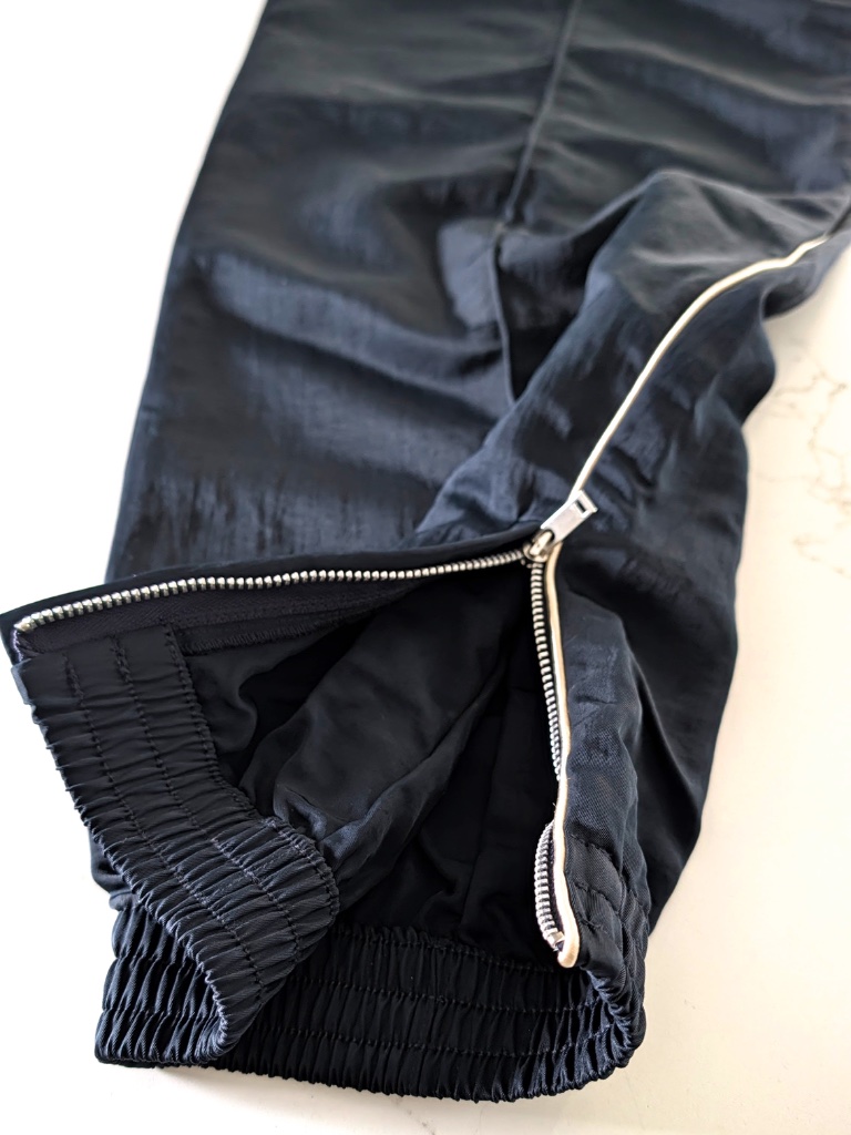 Wales Bonner Guide Track Pants L Navy Taslan Gaberdine Pintuck Zipped Cuffs Nwt — image 5 of 8